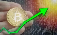 Bitcoin Back on Track after Repeated Blows from Banking Sector